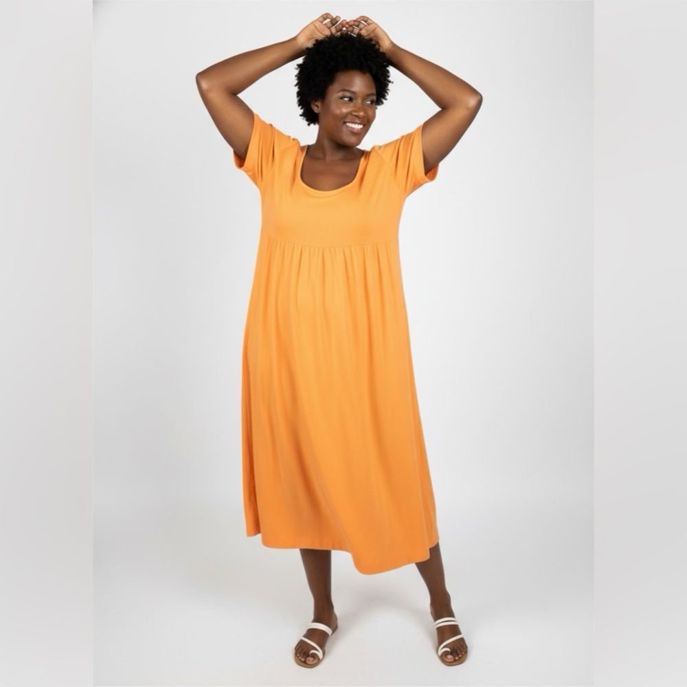 Lidea  NWTOrange Women's summer, vacation Dress. Ptp 18”very stretch.
